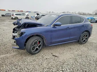2020 Alfa Romeo ZASPAKBN6L7C82888