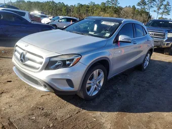 2015 Mercedes-Benz GLA-Class WDCTG4GB0FJ186823
