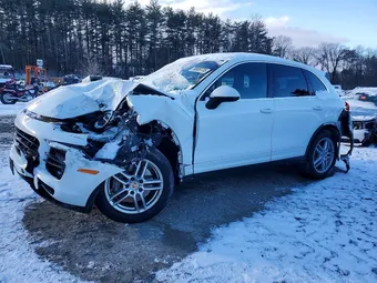 2016 Porsche Cayenne WP1AA2A23GKA09270