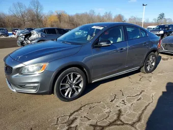 2016 Volvo S60 Cross Country YV4612UM1G2000732
