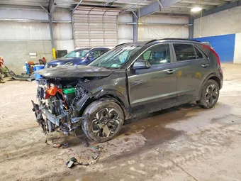2023 Kia Niro EV KNDCR3L16P5053288