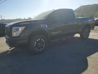 2017 Nissan Titan 1N6AA1C40HN569237