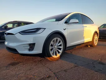 2017 Tesla Model X 5YJXCBE27HF065100
