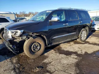 2018 Toyota Sequoia 5TDDY5G15JS157401