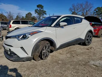 2018 Toyota C-HR NMTKHMBX8JR033876
