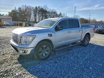 2017 Nissan Titan 1N6AA1E56HN565814