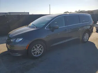 2020 Chrysler Minivan 2C4RC1CG7LR248253