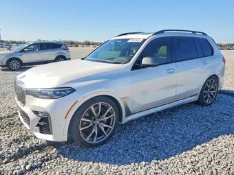 2022 BMW X7 5UXCX6C02N9L77440