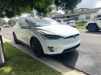 2017 Tesla Model X 5YJXCDE48HF061148