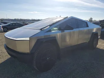 2025 Tesla Cybertruck 7G2CEGEC3SA076420