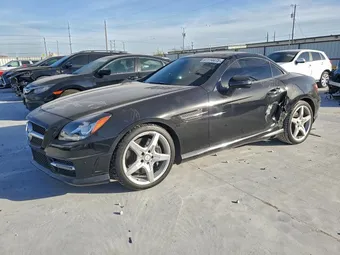 2015 Mercedes-Benz SLK-Class WDDPK4HA7FF098808
