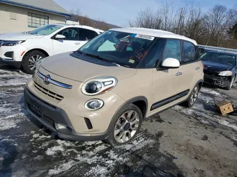 2016 Fiat 500L ZFBCFADH6GZ037788