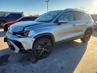2025 Volkswagen Taos 3VV4C7B24SM008099