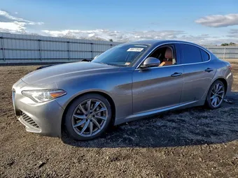 2017 Alfa Romeo ZARFAEBN6H7555914