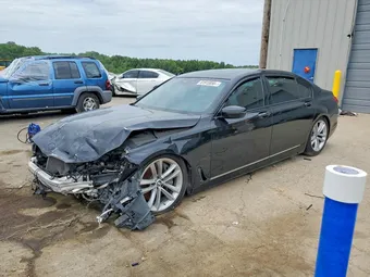 2018 BMW WBA7F2C54JG424075