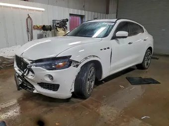 2017 Maserati Levante ZN661YUS9HX237265