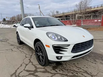 2016 Porsche Macan WP1AB2A5XGLB54937