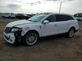 2019 Lincoln MKT 2LMHJ5AT9KBL02412