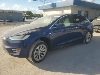 2019 Tesla Model X 5YJXCAE20KF198721