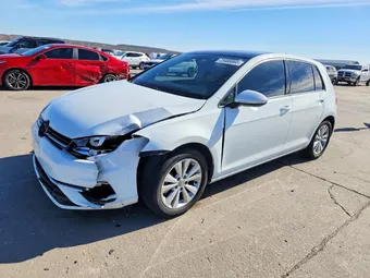 2018 Volkswagen Golf 3VWG17AU3JM250852