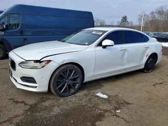 2018 Volvo S90 LVY992MK6JP033669