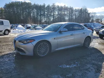 2017 Alfa Romeo ZARFAECNXH7550651
