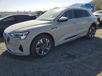 2021 Audi e-tron WA1LABGE8MB011601