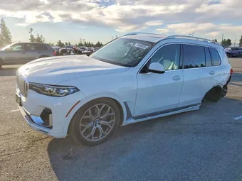 2021 BMW X7 5UXCW2C00M9F63751