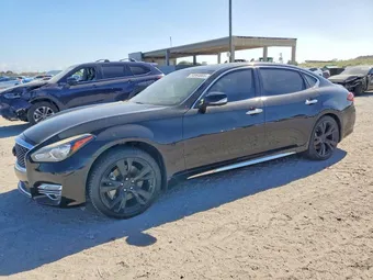 2018 Infiniti Q70 JN1BY1PP6JM330054