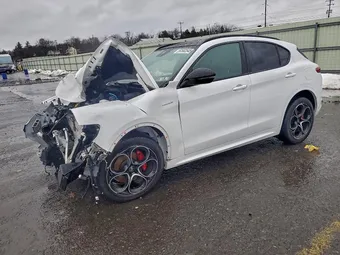 2023 Alfa Romeo ZASPAKBN0P7D52875