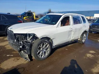 2020 BMW X7 5UXCW2C04L9C25848
