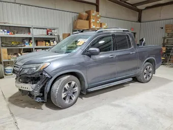 2018 Honda Ridgeline 5FPYK3F75JB002596
