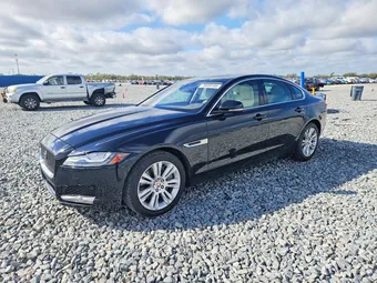 2017 Jaguar XF SAJBD4BV5HCY37691