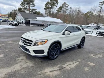 2016 Mercedes-Benz GLA-Class WDCTG4GB4GJ272637