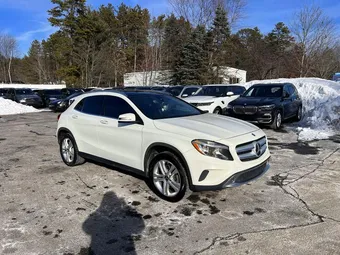 2017 Mercedes-Benz GLA-Class WDCTG4EB4HJ287983