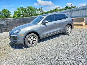 2017 Porsche Cayenne WP1AA2A26HKA92064