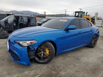 2019 Alfa Romeo ZARFAMBN2K7608979