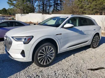 2019 Audi e-tron WA1VAAGE9KB022851