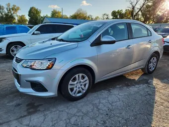2017 Chevrolet Sonic 1G1JB5SH4H4124316