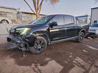 2017 Honda Ridgeline 5FPYK3F8XHB036990