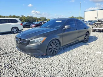 2018 Mercedes-Benz CLA-Class WDDSJ4EB2JN584872