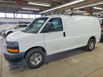 2018 Chevrolet Express 1GCWGAFP1J1335506