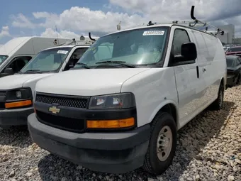 2018 Chevrolet Express 1GCWGAFP9J1200547