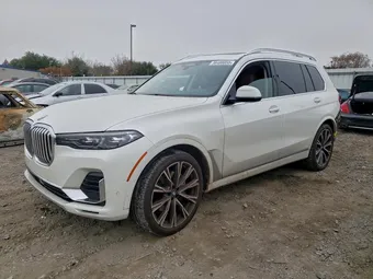 2021 BMW X7 5UXCW2C03M9G47868