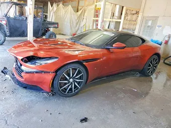 2017 Aston Martin SCFRMFAV8HGL01791