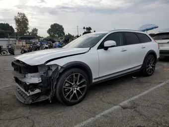 2018 Volvo V90 YV4A22NL8J1016999