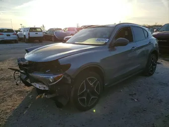 2019 Alfa Romeo ZASPAKBN9K7C71673