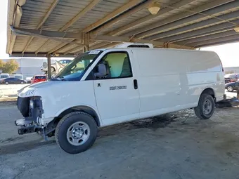 2017 Chevrolet Express 1GCWGBFG2H1349138