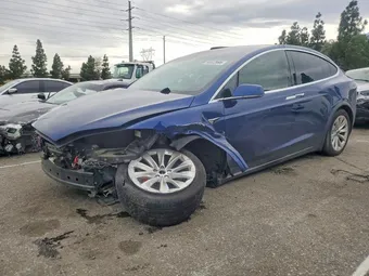 2019 Tesla Model X 5YJXCAE28KF184856