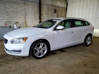 2015 Volvo V60 YV126MEBXF1190525